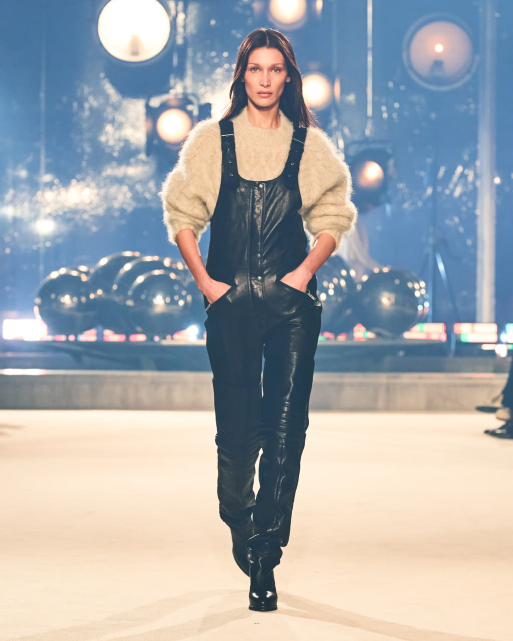 Fashion Week Paris Fall/Winter 2022 look 29 de la collection Isabel Marant womenswear