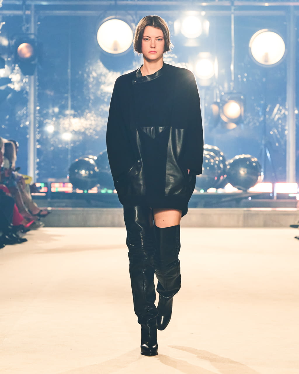 Fashion Week Paris Fall/Winter 2022 look 32 de la collection Isabel Marant womenswear