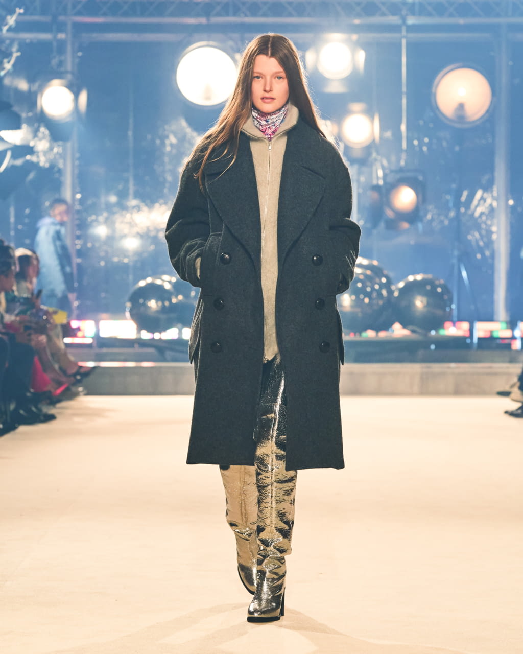 Fashion Week Paris Fall/Winter 2022 look 34 from the Isabel Marant collection 女装