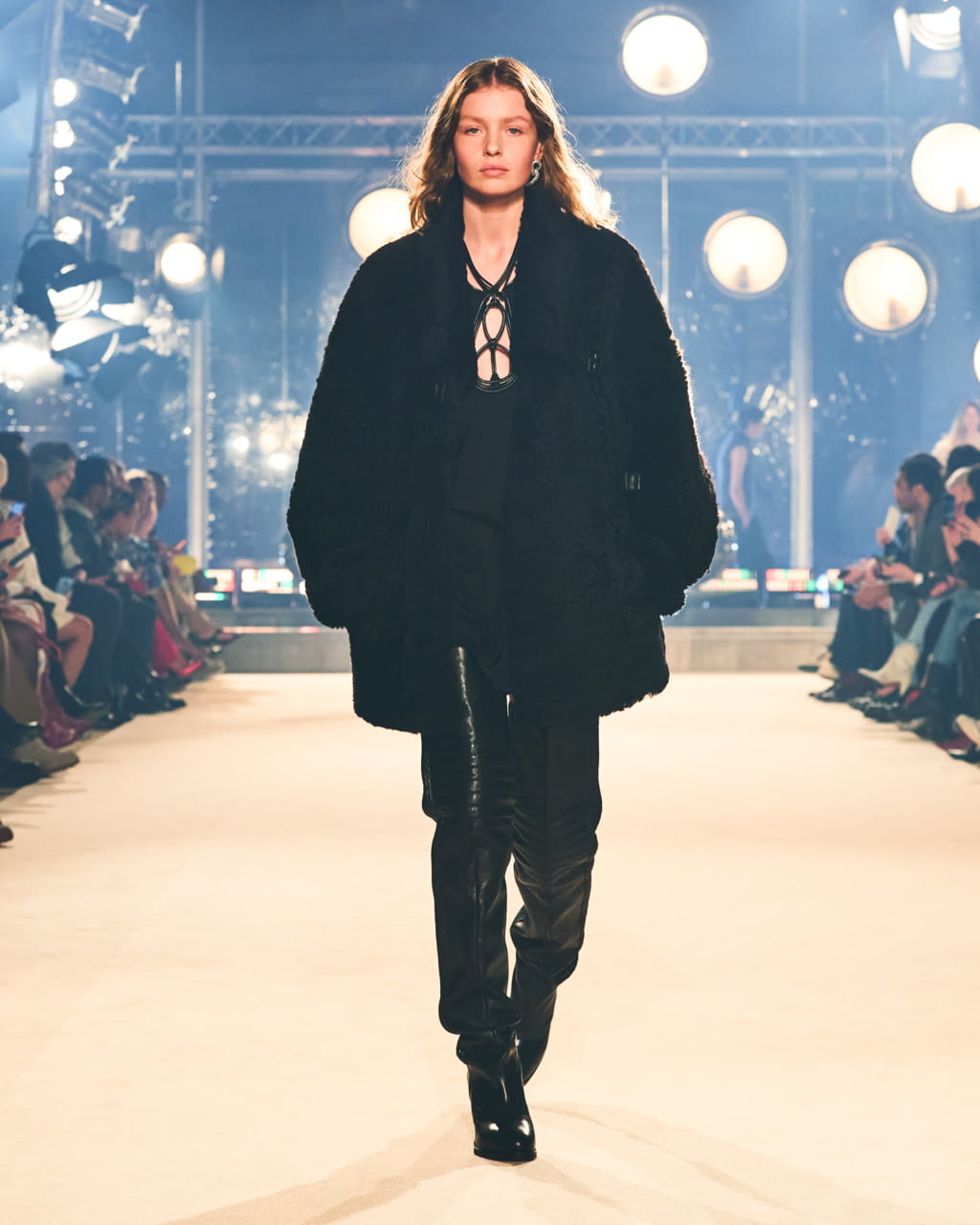 Fashion Week Paris Fall/Winter 2022 look 47 de la collection Isabel Marant womenswear