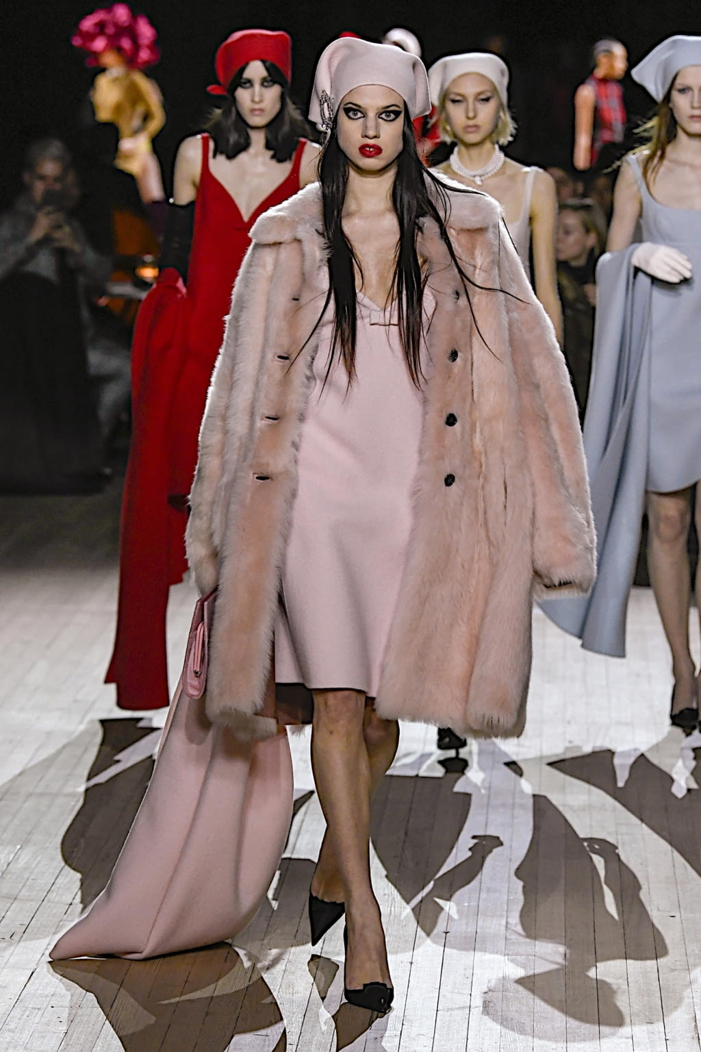 Fashion Week New York Fall/Winter 2020 look 11 from the Marc Jacobs collection womenswear
