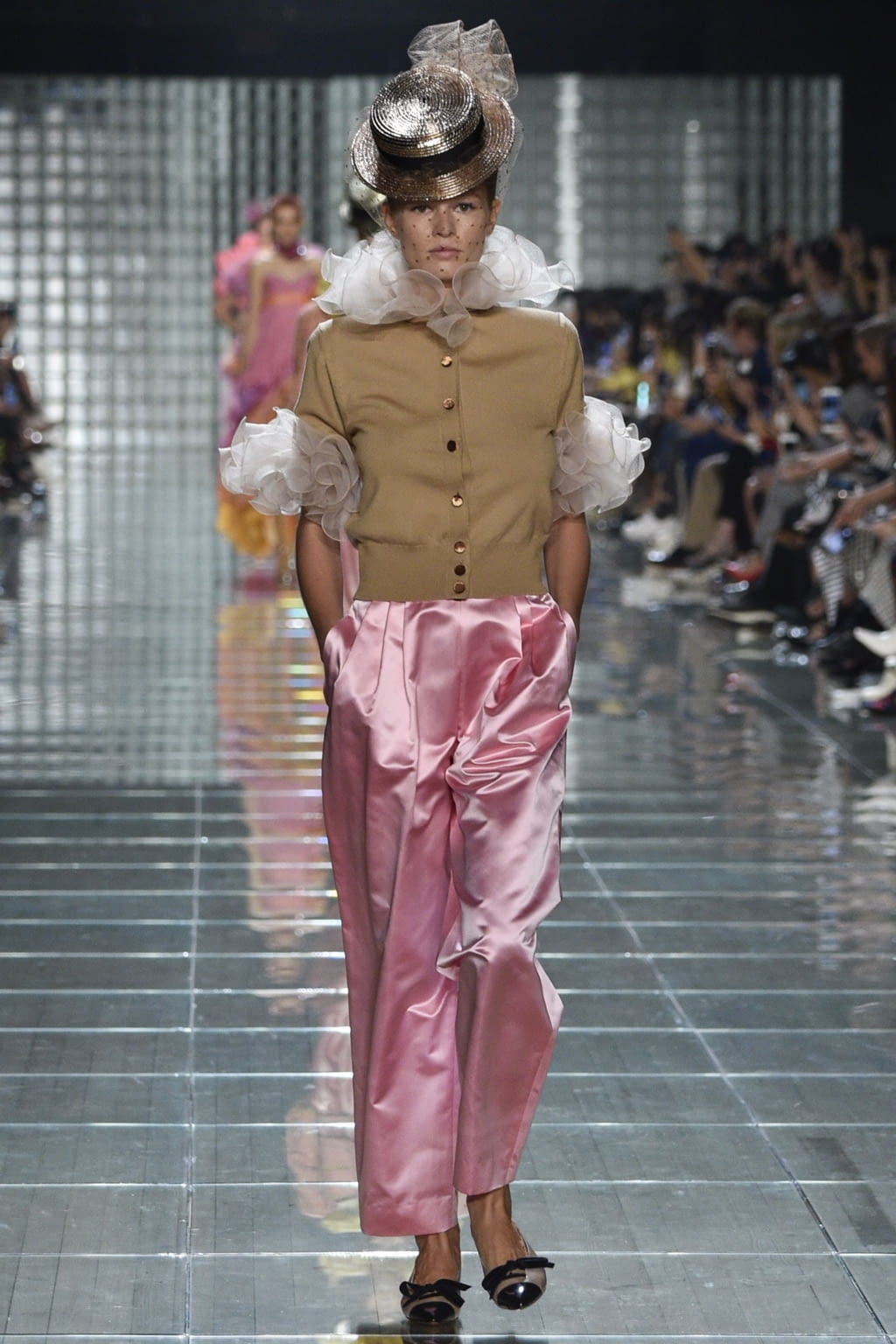 Fashion Week New York Spring/Summer 2019 look 23 from the Marc Jacobs collection womenswear