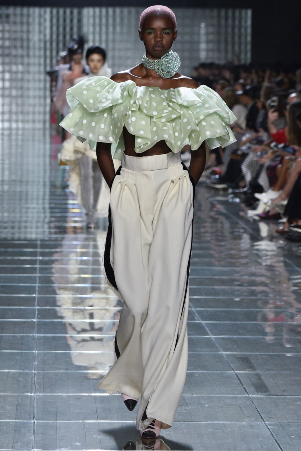 Fashion Week New York Spring/Summer 2019 look 35 de la collection Marc Jacobs womenswear