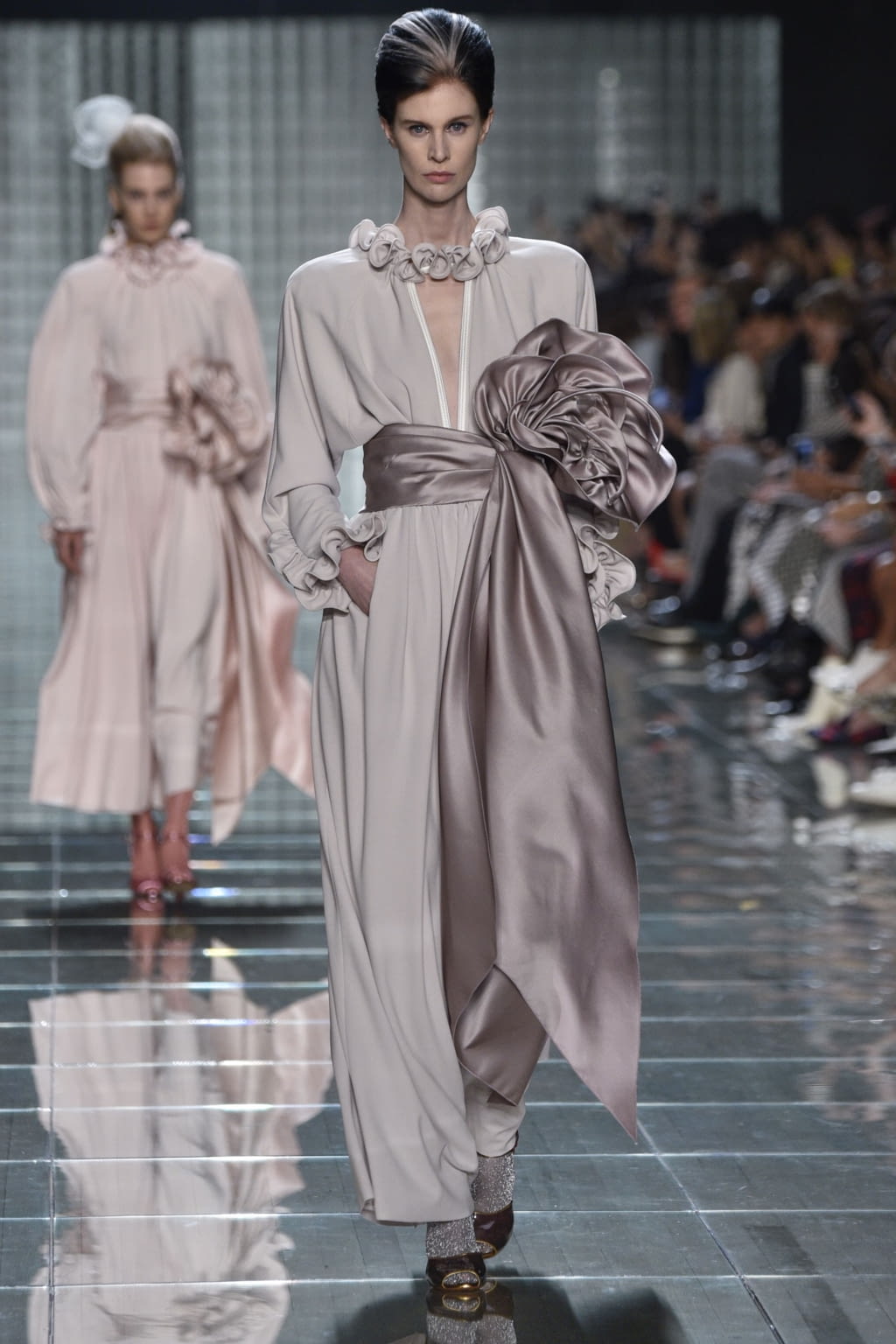 Fashion Week New York Spring/Summer 2019 look 53 de la collection Marc Jacobs womenswear