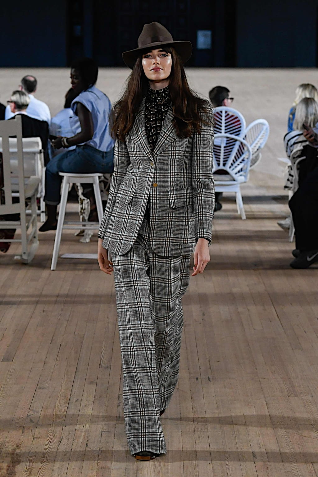Fashion Week New York Spring/Summer 2020 look 15 de la collection Marc Jacobs womenswear
