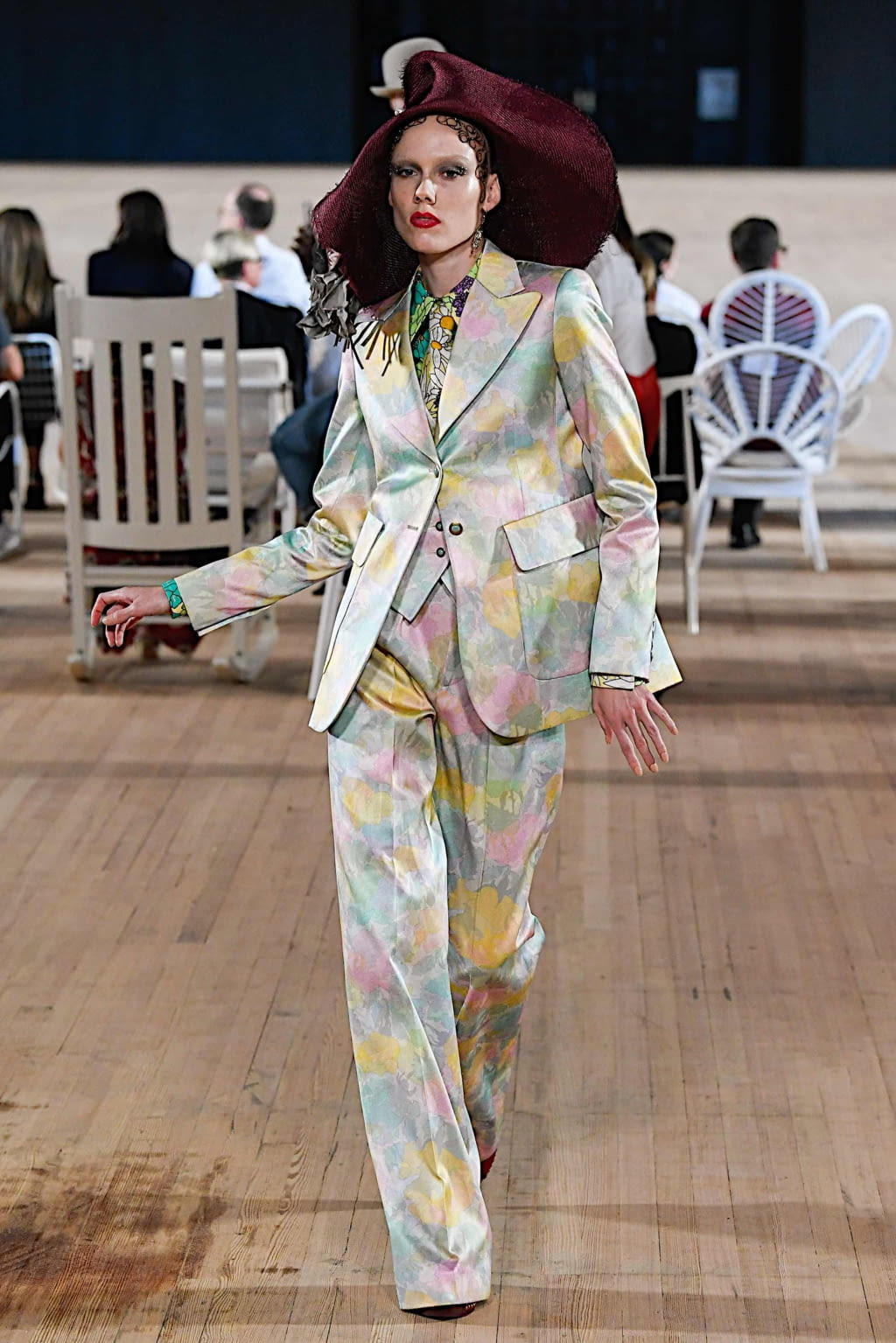 Fashion Week New York Spring/Summer 2020 look 34 from the Marc Jacobs collection womenswear