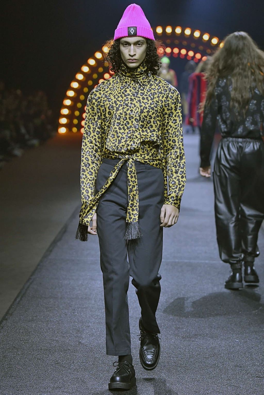Fashion Week Milan Fall/Winter 2019 look 5 de la collection Marcelo Burlon County of Milan menswear