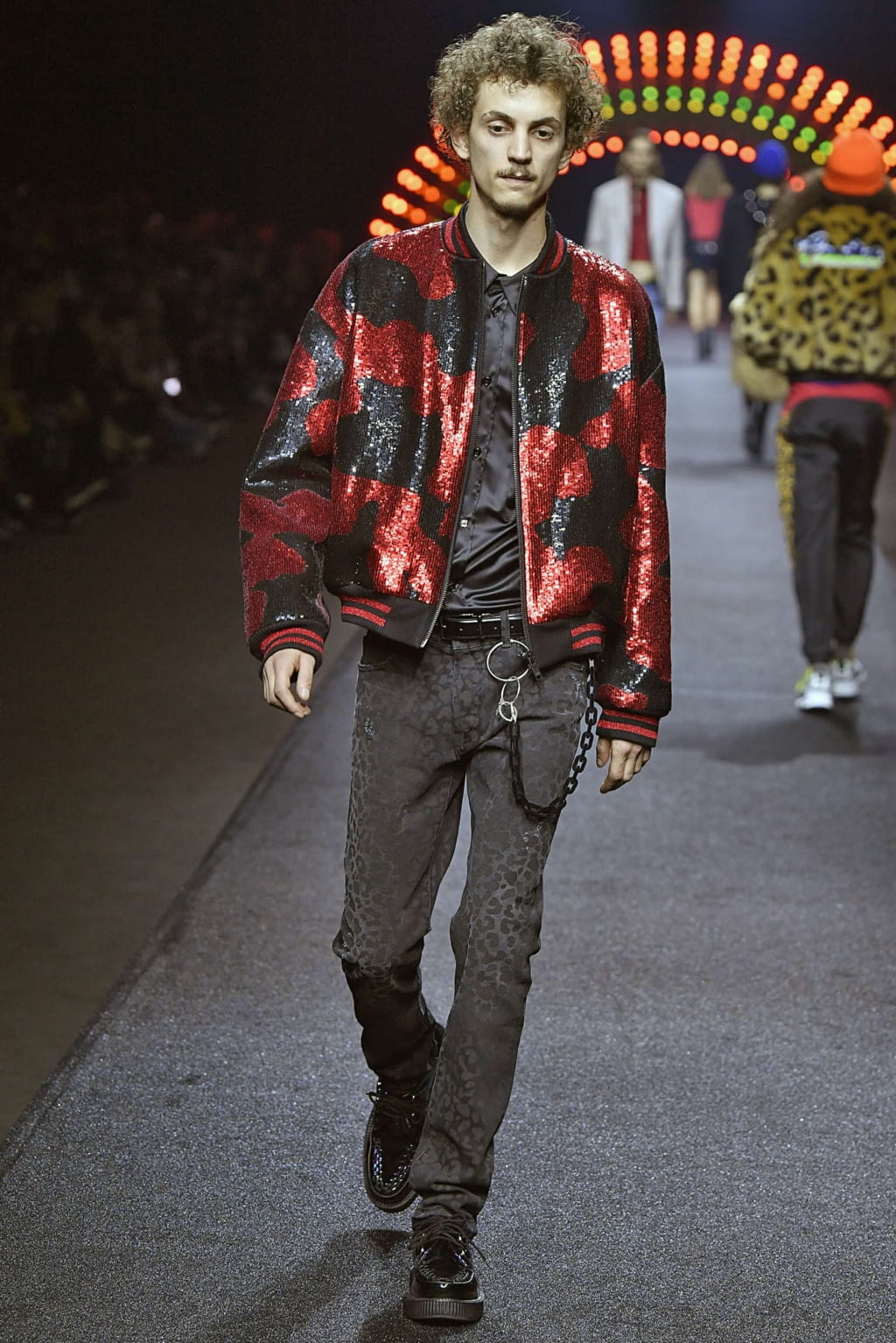 Fashion Week Milan Fall/Winter 2019 look 12 from the Marcelo Burlon County of Milan collection 男装