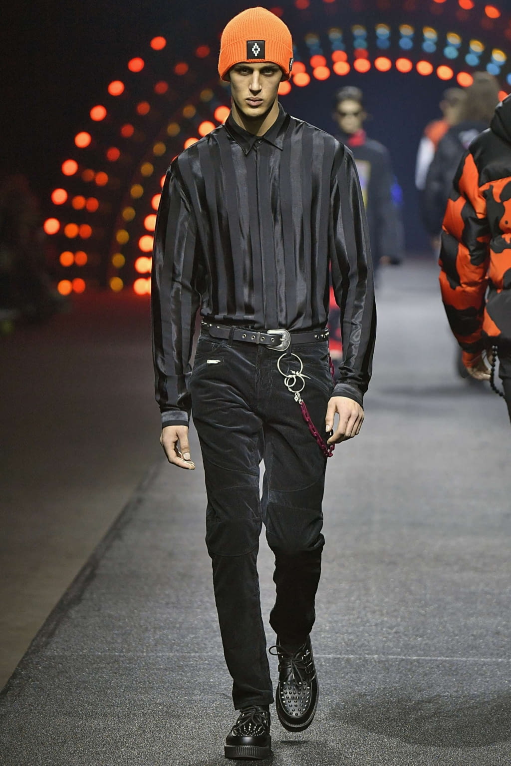 Fashion Week Milan Fall/Winter 2019 look 25 from the Marcelo Burlon County of Milan collection menswear