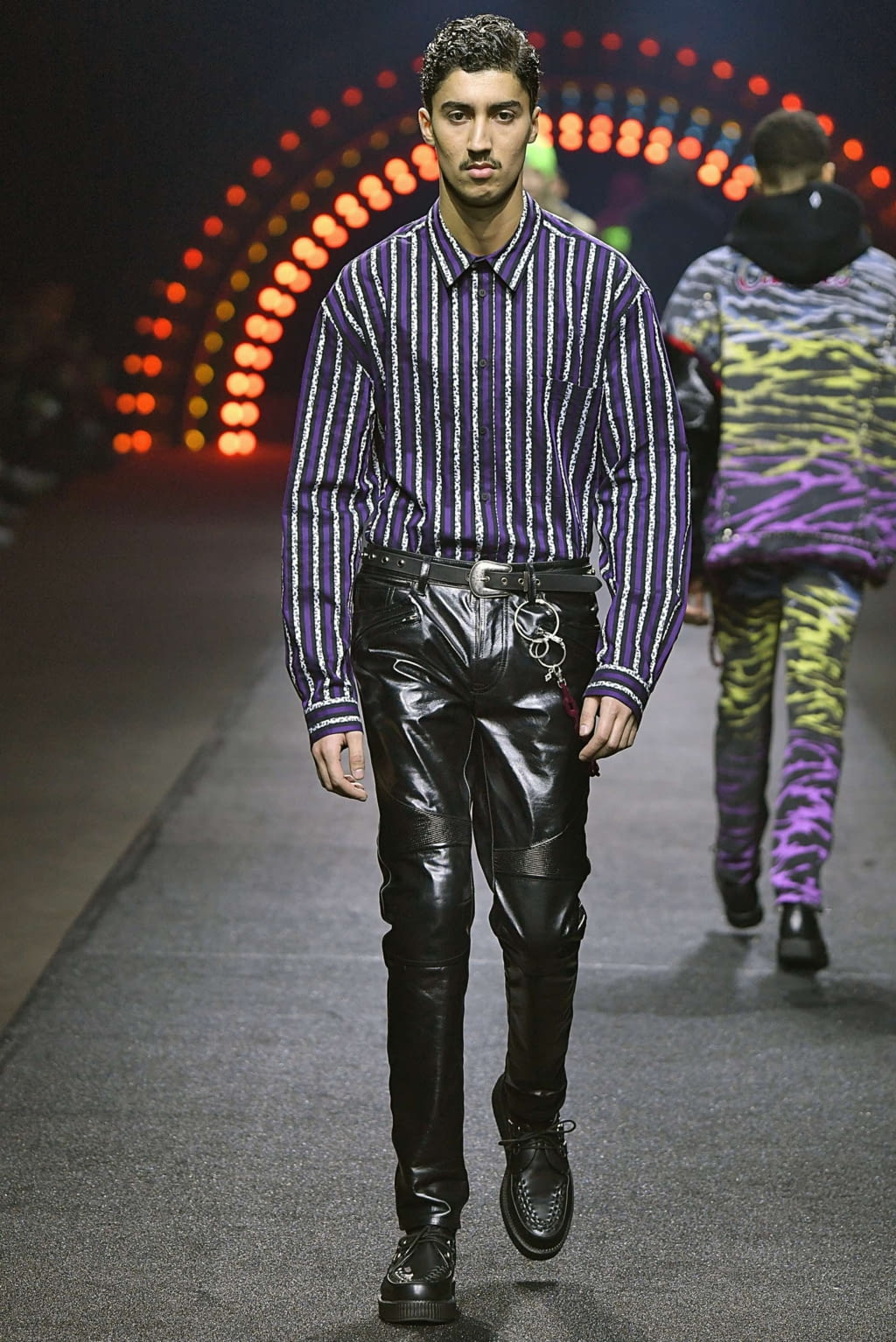 Fashion Week Milan Fall/Winter 2019 look 34 from the Marcelo Burlon County of Milan collection 男装
