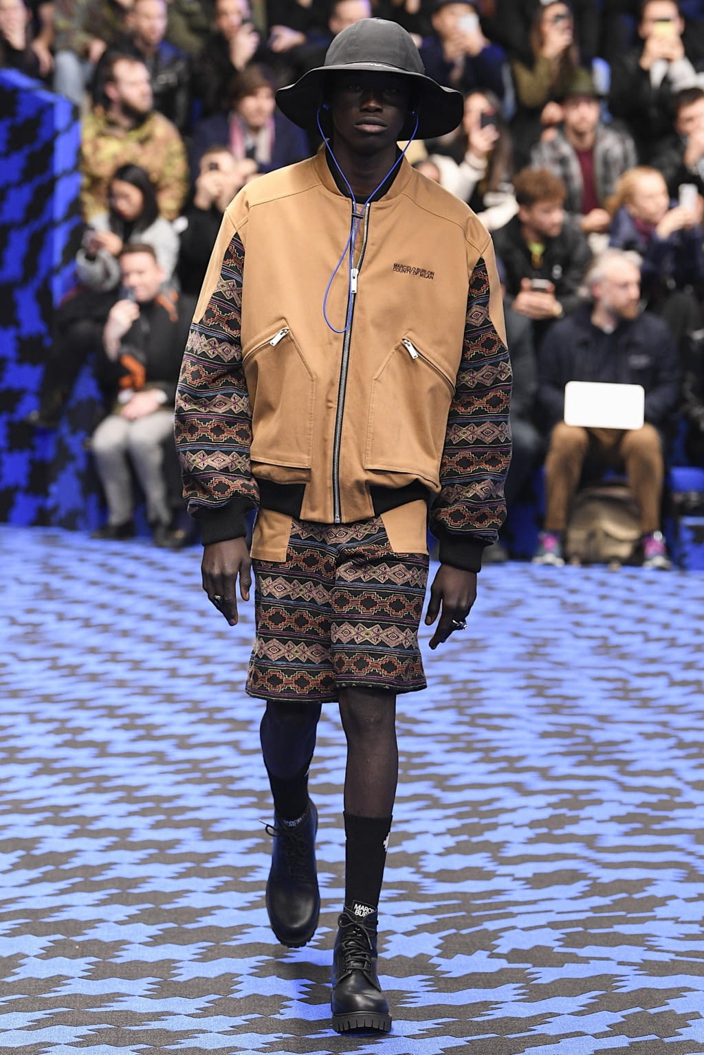 Fashion Week Milan Fall/Winter 2020 look 3 from the Marcelo Burlon County of Milan collection menswear