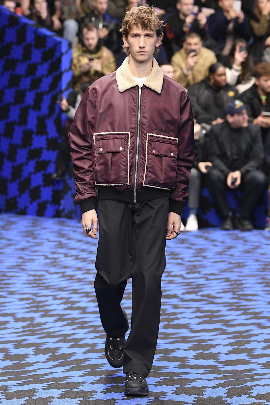 Fashion Week Milan Fall/Winter 2020 look 4 from the Marcelo Burlon County of Milan collection 男装