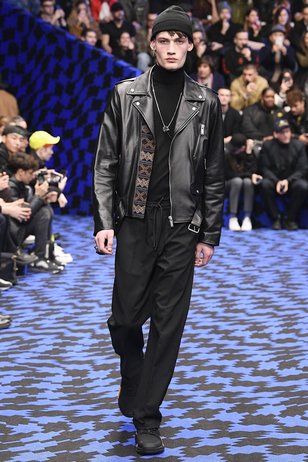 Fashion Week Milan Fall/Winter 2020 look 5 from the Marcelo Burlon County of Milan collection 男装