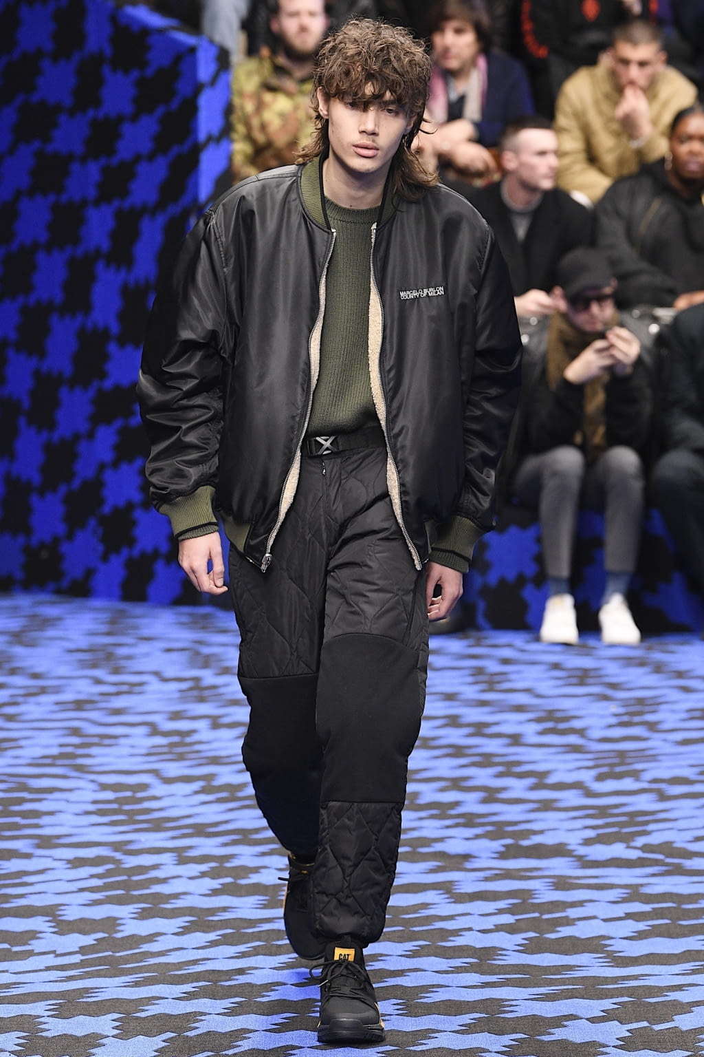 Fashion Week Milan Fall/Winter 2020 look 7 from the Marcelo Burlon County of Milan collection 男装