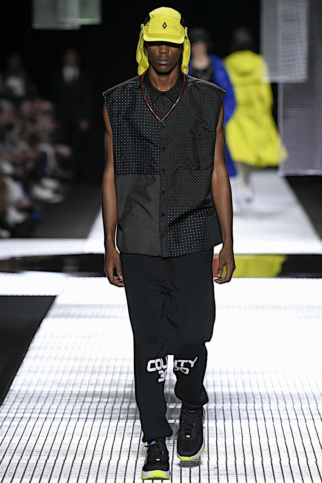Fashion Week Milan Spring/Summer 2020 look 38 from the Marcelo Burlon County of Milan collection menswear