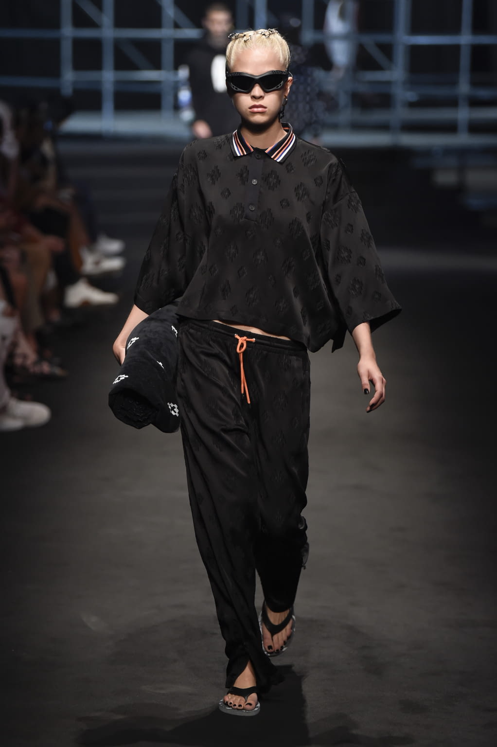 Fashion Week Milan Spring/Summer 2018 look 26 from the Marcelo Burlon County of Milan collection 男装
