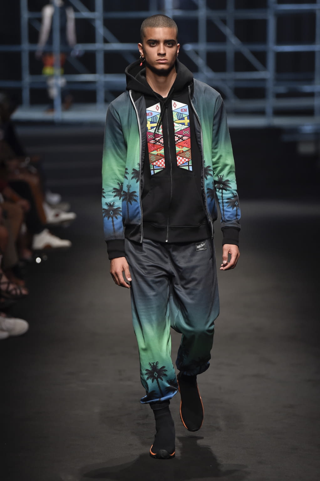 Fashion Week Milan Spring/Summer 2018 look 53 from the Marcelo Burlon County of Milan collection menswear