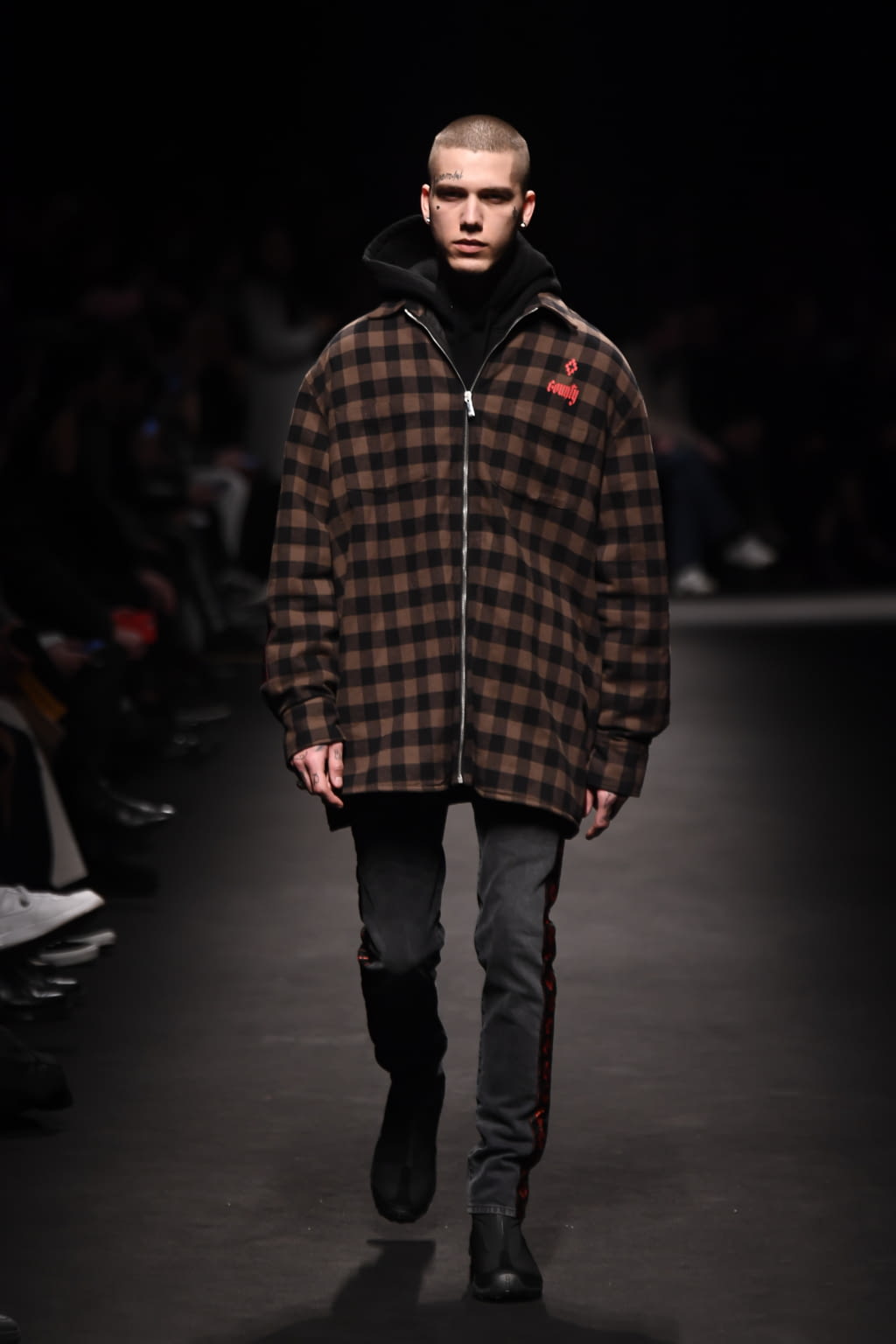 Fashion Week Milan Fall/Winter 2018 look 12 from the Marcelo Burlon County of Milan collection menswear