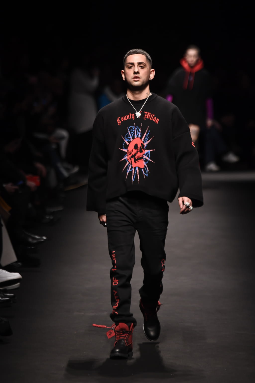 Fashion Week Milan Fall/Winter 2018 look 14 from the Marcelo Burlon County of Milan collection menswear