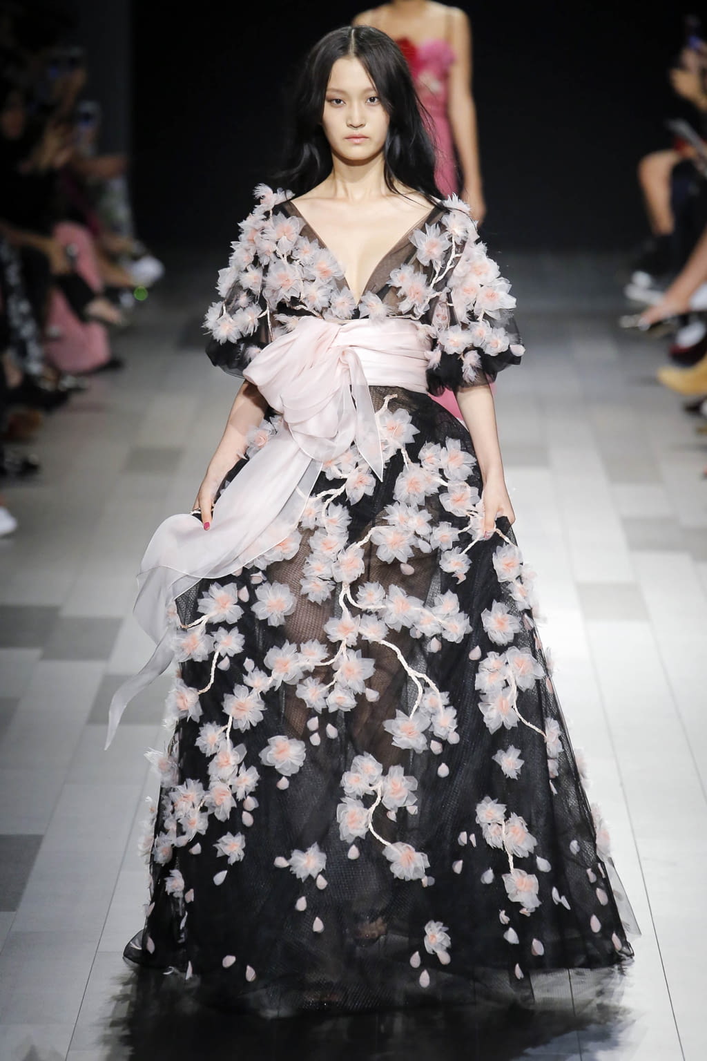 Fashion Week New York Spring/Summer 2018 look 22 from the Marchesa collection womenswear