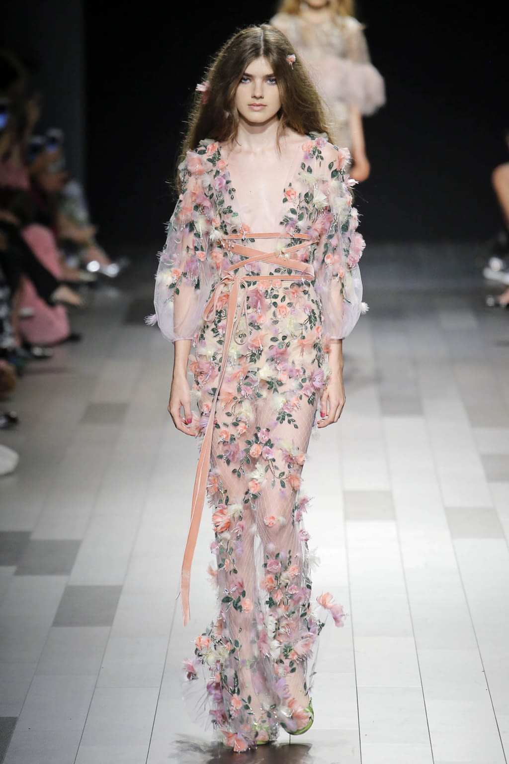 Fashion Week New York Spring/Summer 2018 look 32 from the Marchesa collection 女装