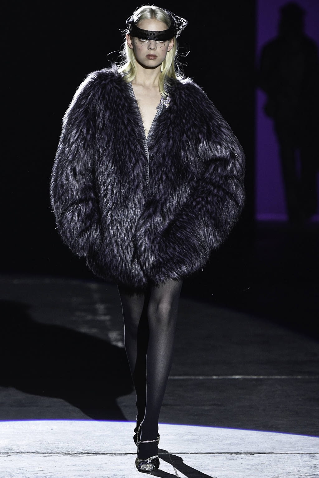 Fashion Week Milan Fall/Winter 2019 look 11 de la collection Marco de Vincenzo womenswear