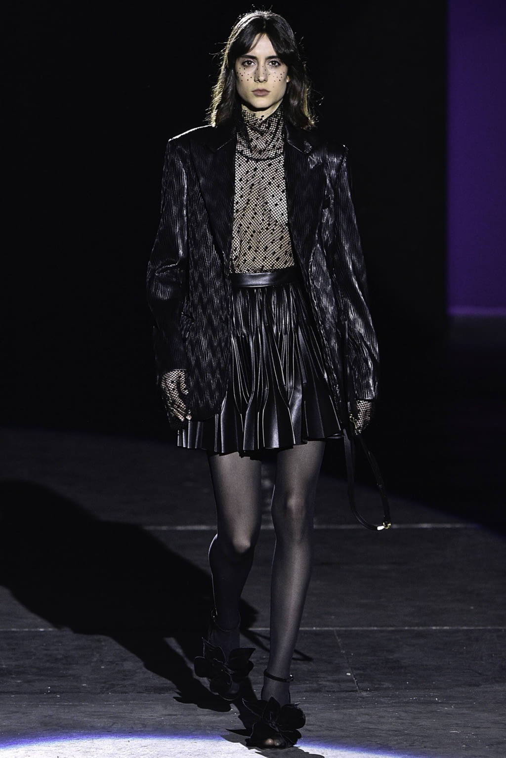 Fashion Week Milan Fall/Winter 2019 look 19 from the Marco de Vincenzo collection 女装