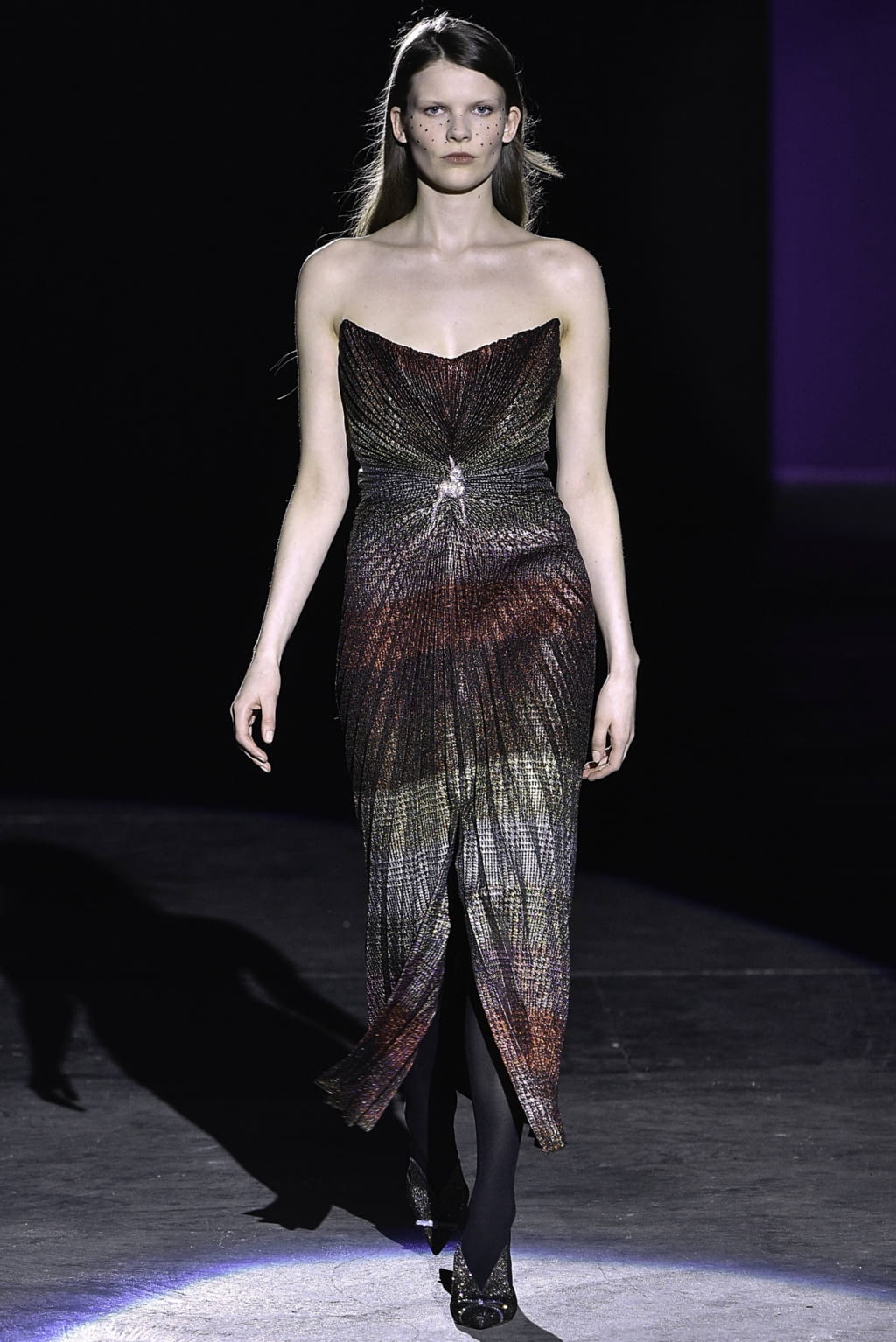 Fashion Week Milan Fall/Winter 2019 look 25 de la collection Marco de Vincenzo womenswear