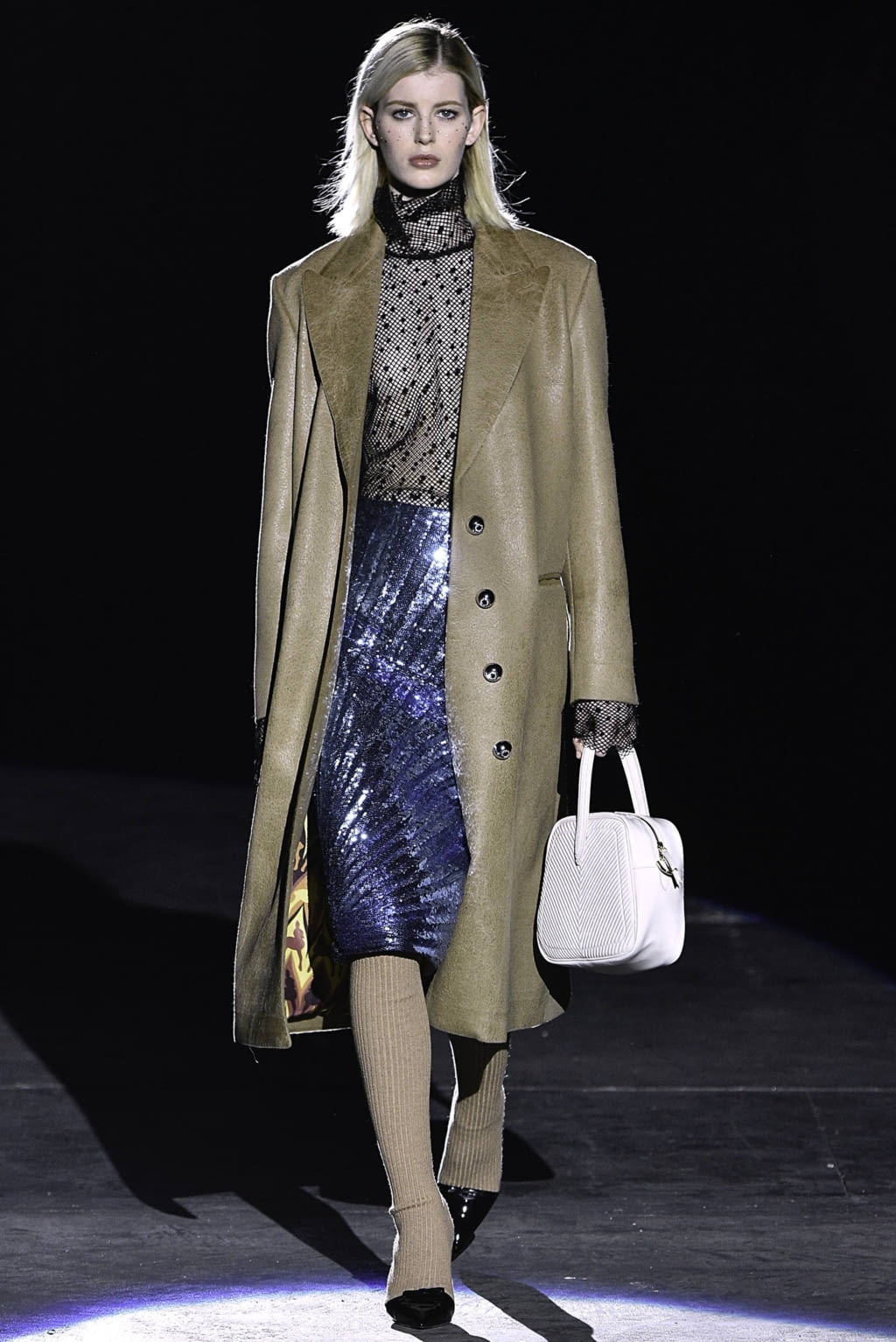 Fashion Week Milan Fall/Winter 2019 look 29 de la collection Marco de Vincenzo womenswear