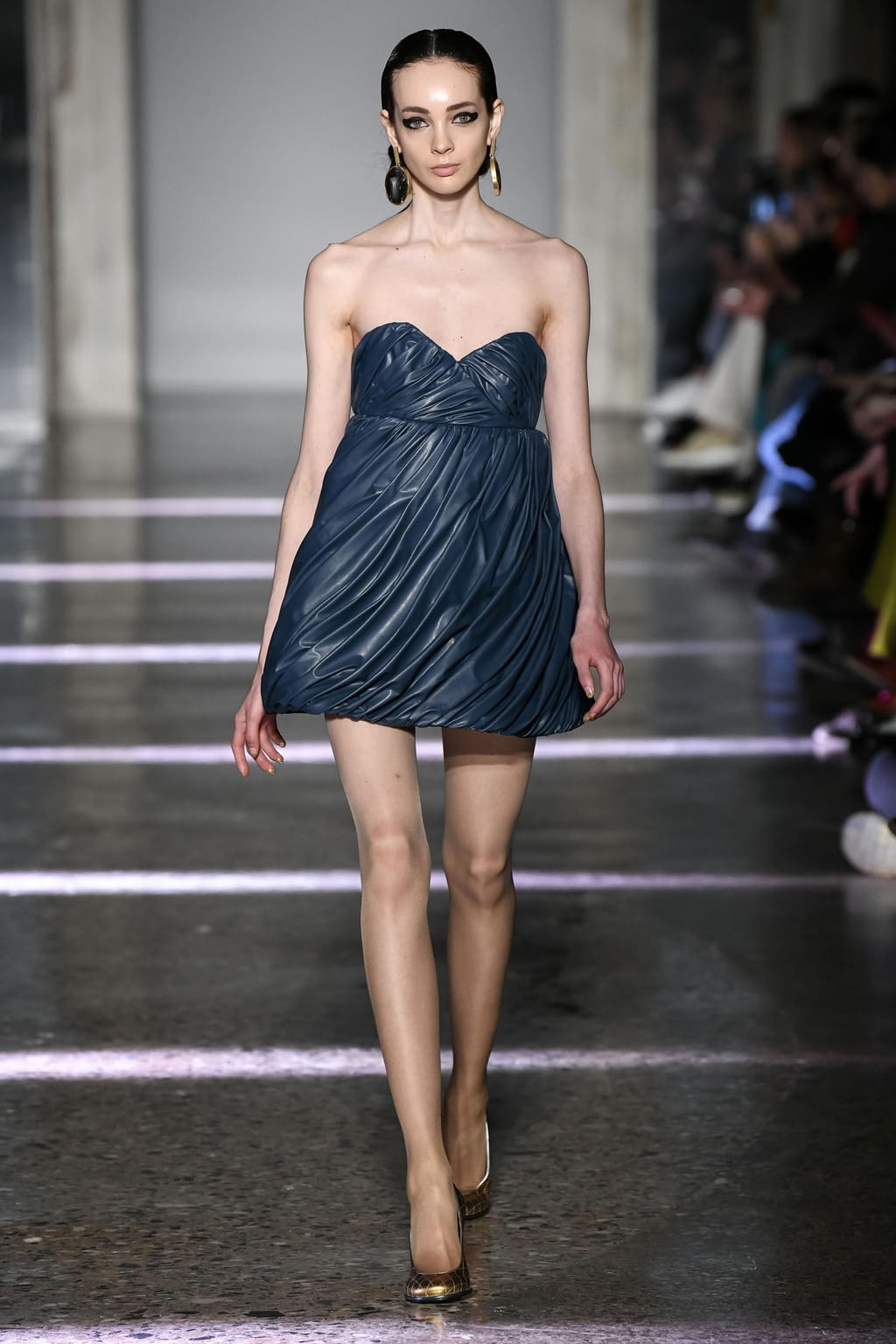 Fashion Week Milan Fall/Winter 2020 look 30 de la collection Marco de Vincenzo womenswear