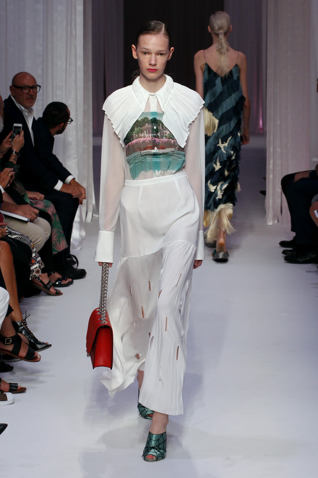 Fashion Week Milan Spring/Summer 2017 look 16 de la collection Marco de Vincenzo womenswear