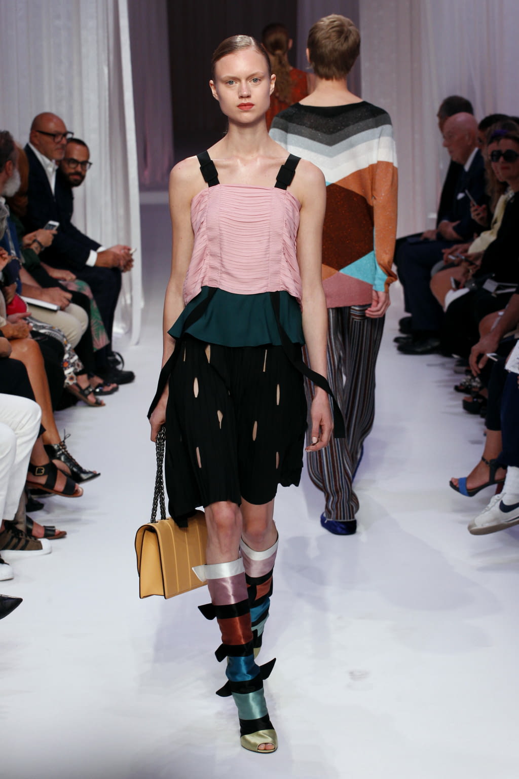 Fashion Week Milan Spring/Summer 2017 look 18 from the Marco de Vincenzo collection womenswear