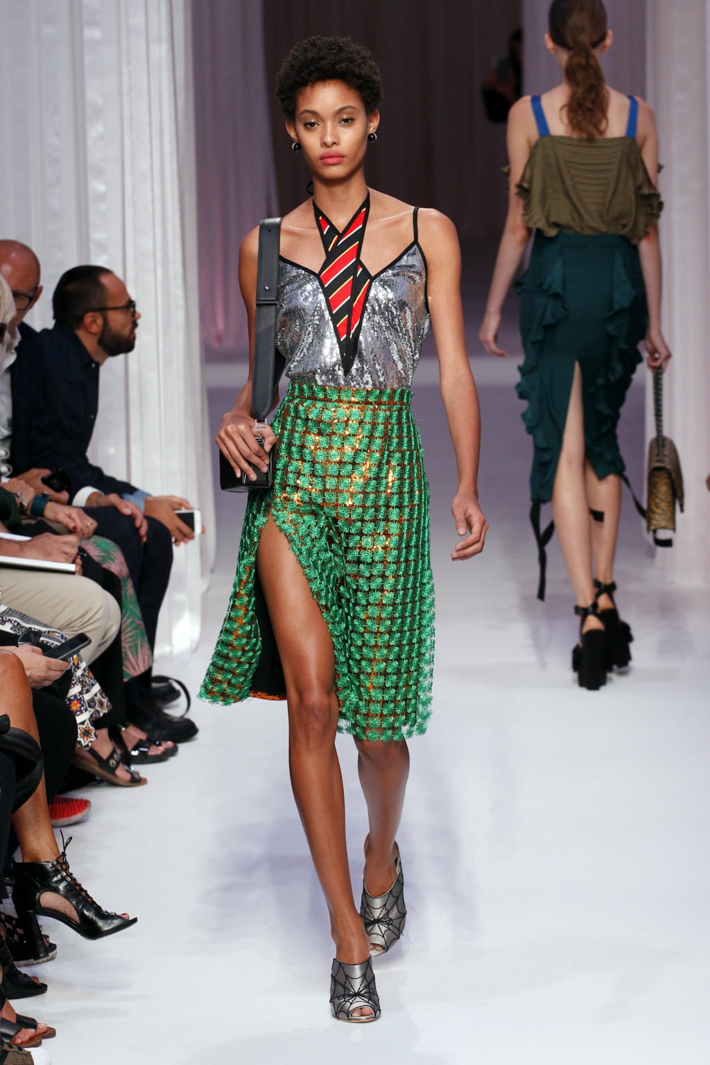 Fashion Week Milan Spring/Summer 2017 look 40 de la collection Marco de Vincenzo womenswear
