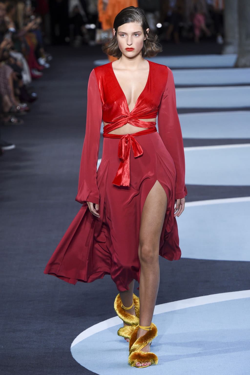 Fashion Week Milan Spring/Summer 2018 look 11 de la collection Marco de Vincenzo womenswear