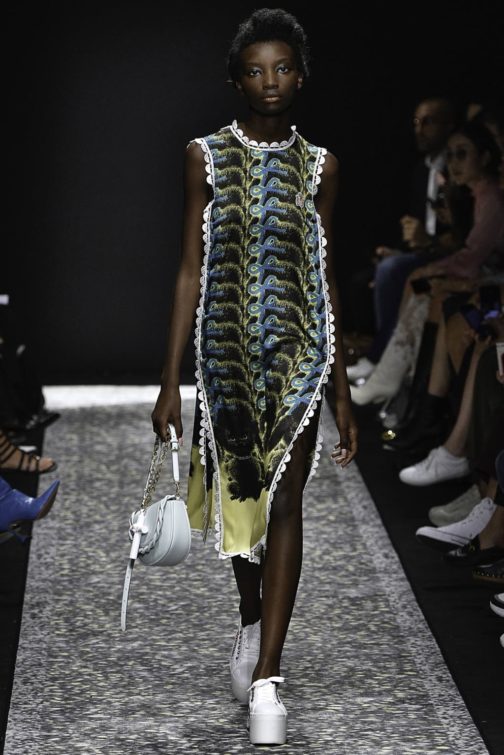 Fashion Week Milan Spring/Summer 2019 look 16 de la collection Marco de Vincenzo womenswear