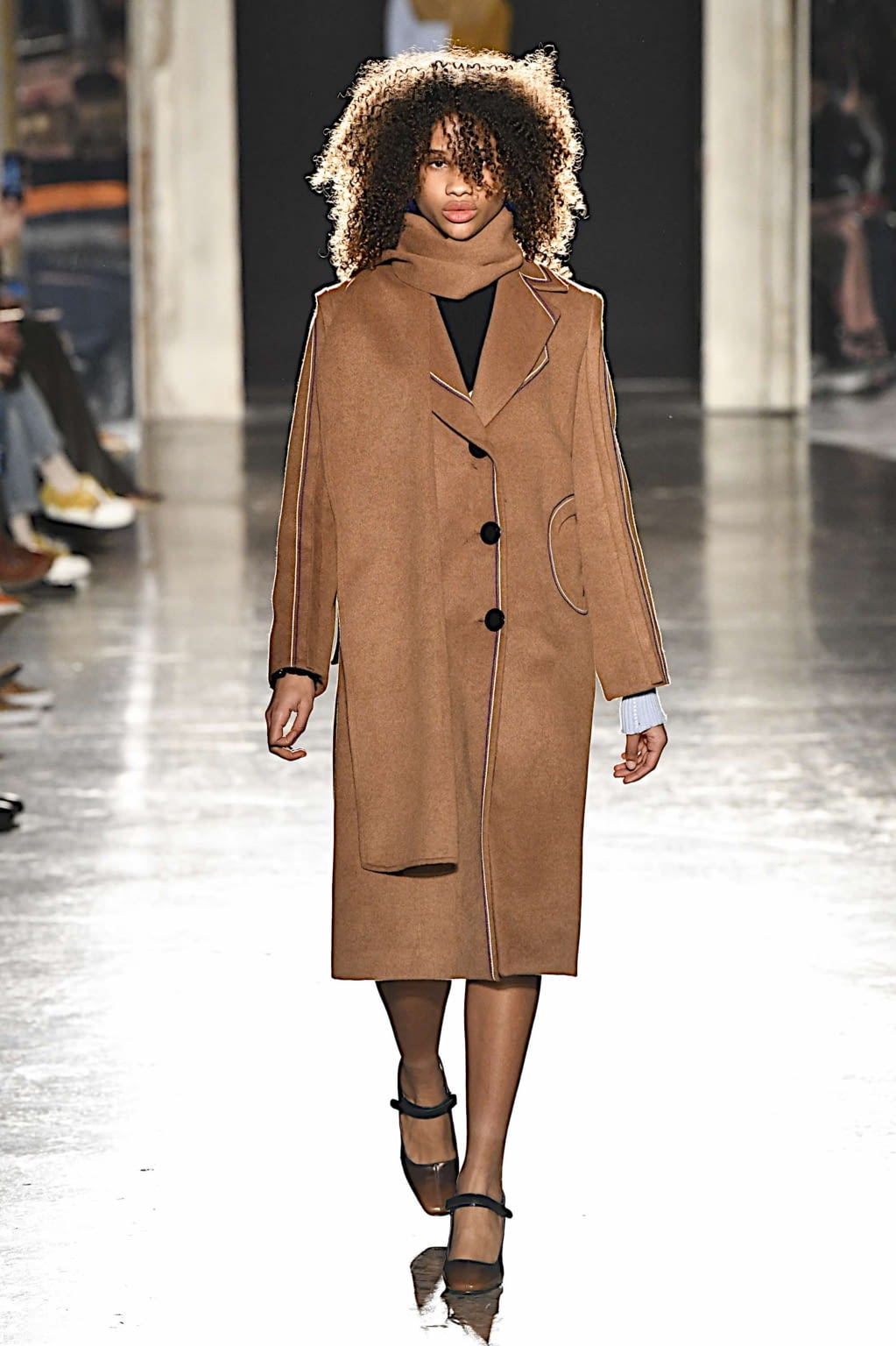 Fashion Week Milan Fall/Winter 2019 look 13 from the Marco Rambaldi collection 女装