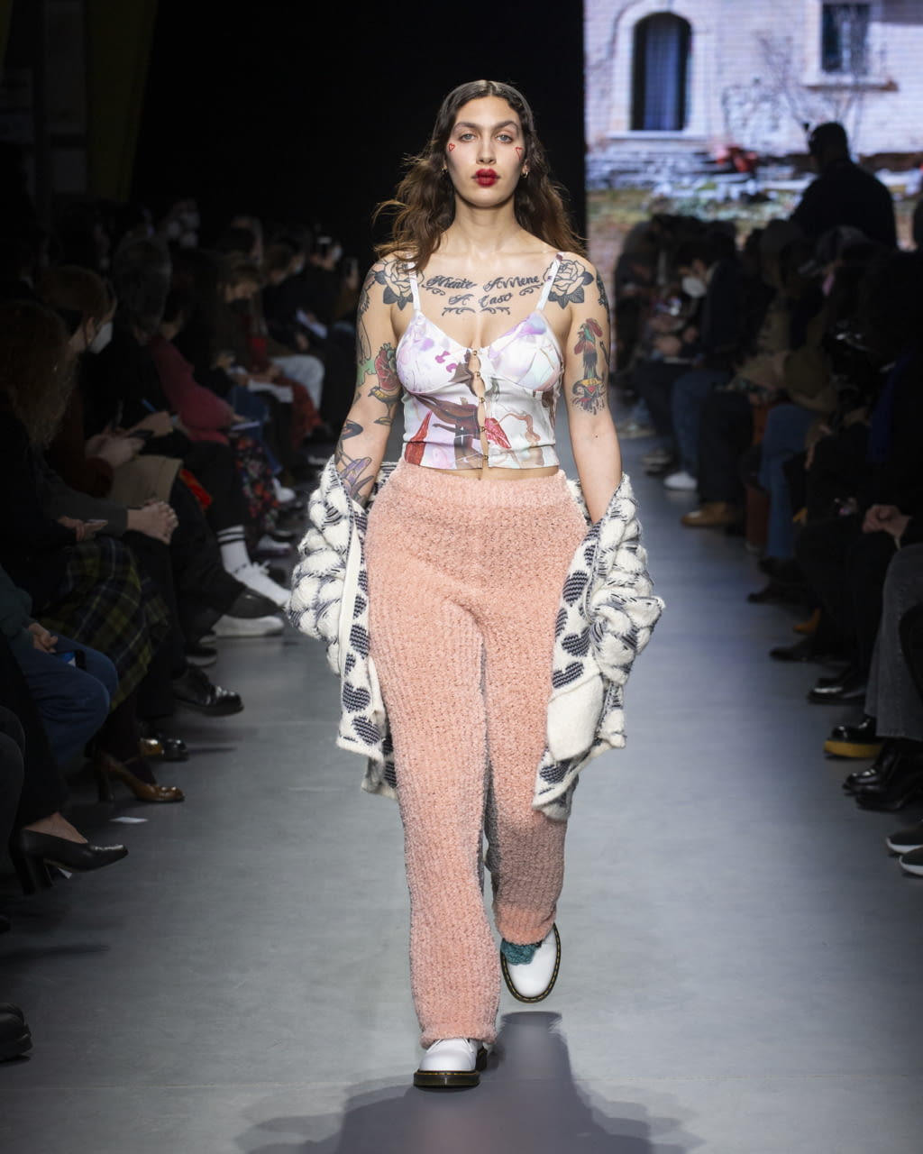 Fashion Week Milan Fall/Winter 2022 look 19 from the Marco Rambaldi collection 女装