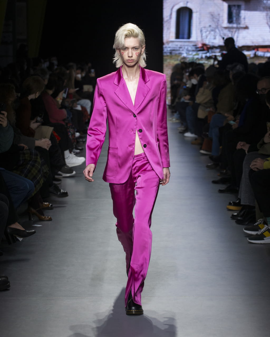 Fashion Week Milan Fall/Winter 2022 look 31 from the Marco Rambaldi collection womenswear
