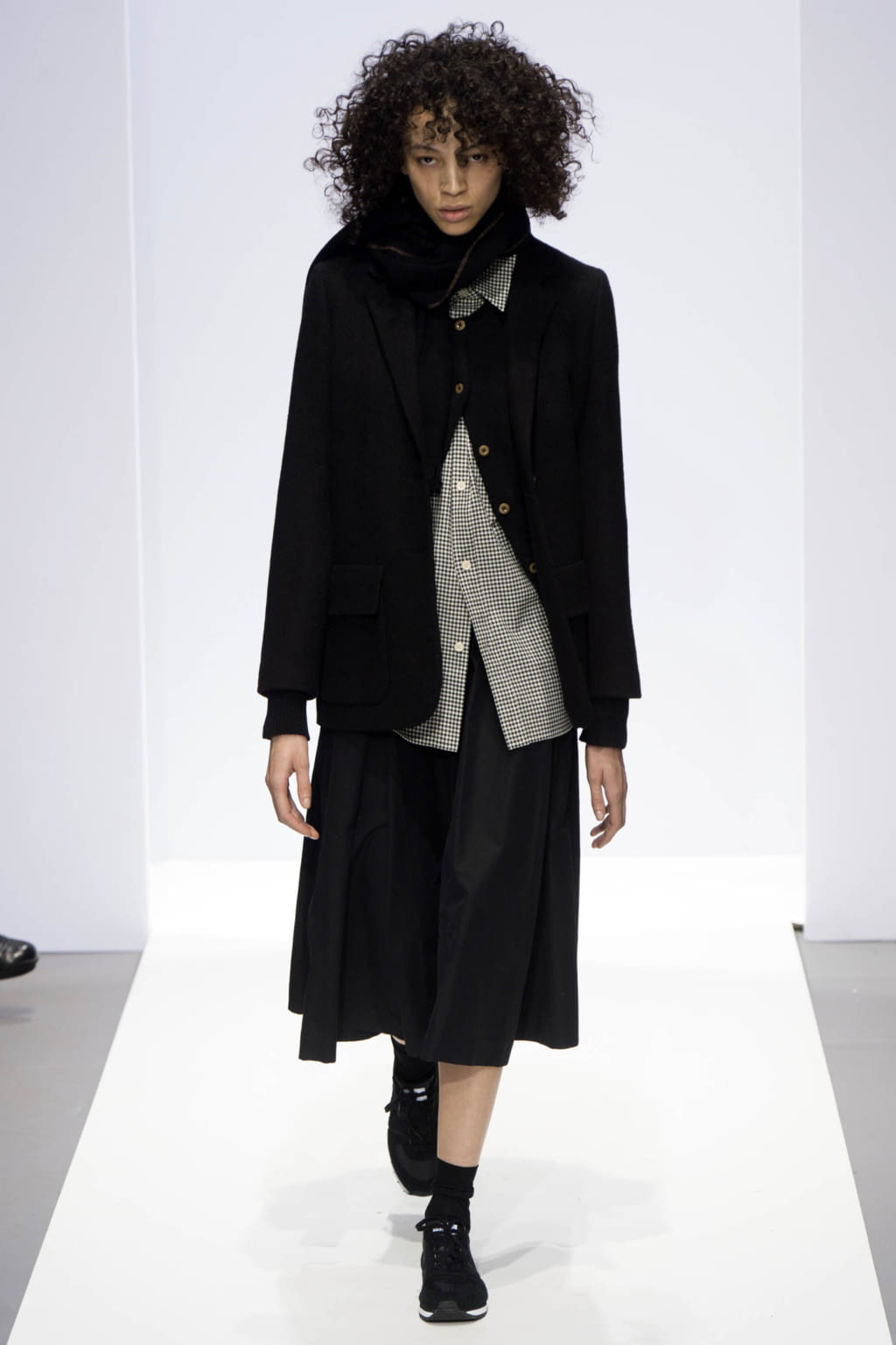 Fashion Week London Fall/Winter 2017 look 50 from the Margaret Howell collection womenswear