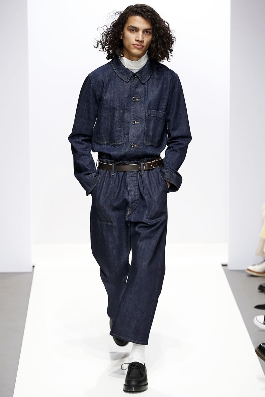 Fashion Week London Fall/Winter 2018 look 42 from the Margaret Howell collection womenswear