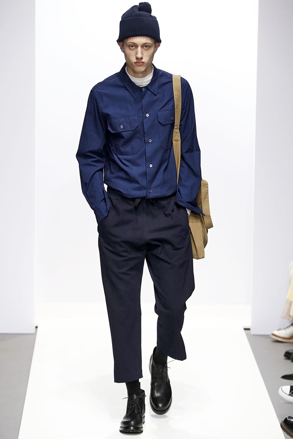 Fashion Week London Fall/Winter 2018 look 45 from the Margaret Howell collection womenswear