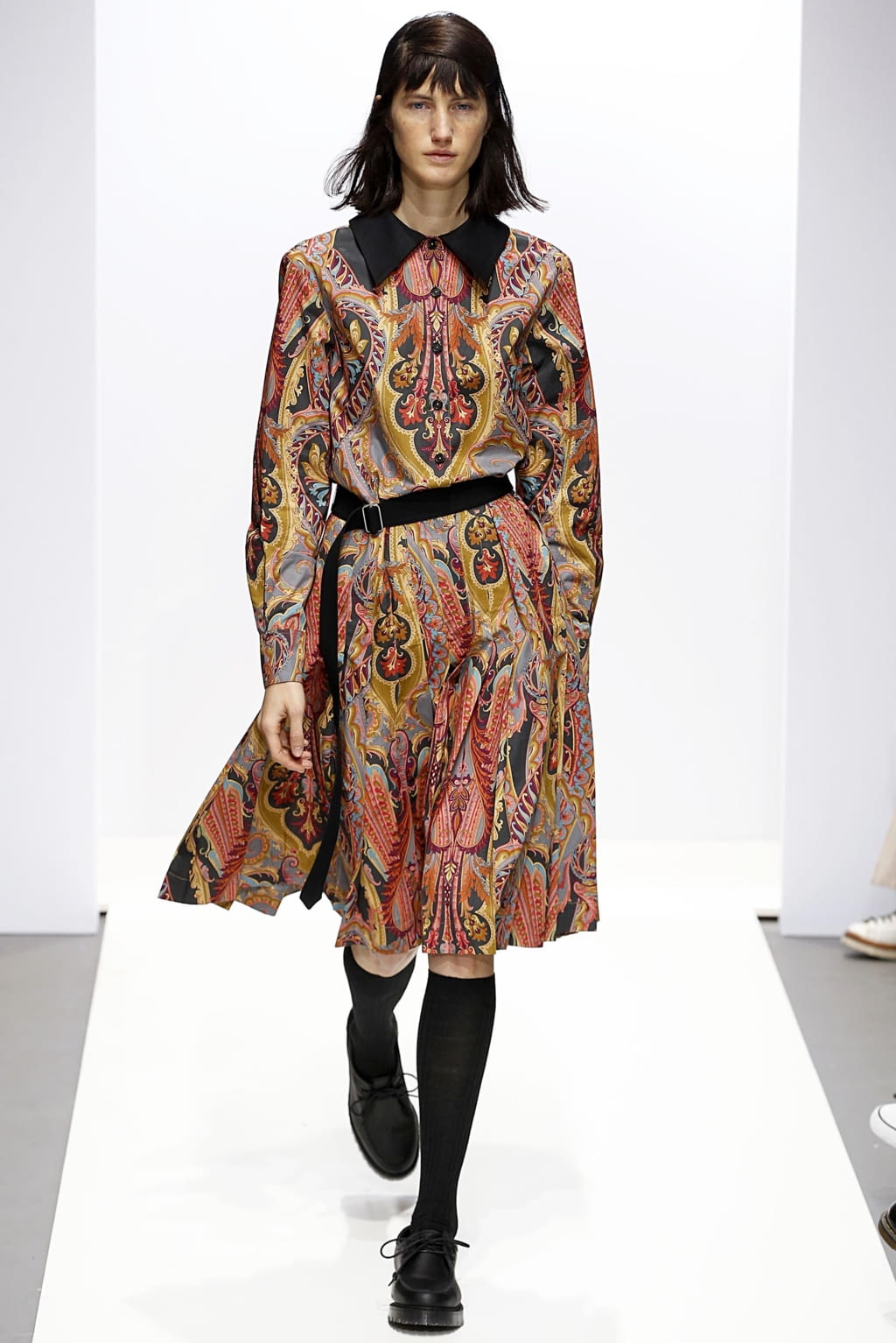 Fashion Week London Fall/Winter 2018 look 49 from the Margaret Howell collection womenswear