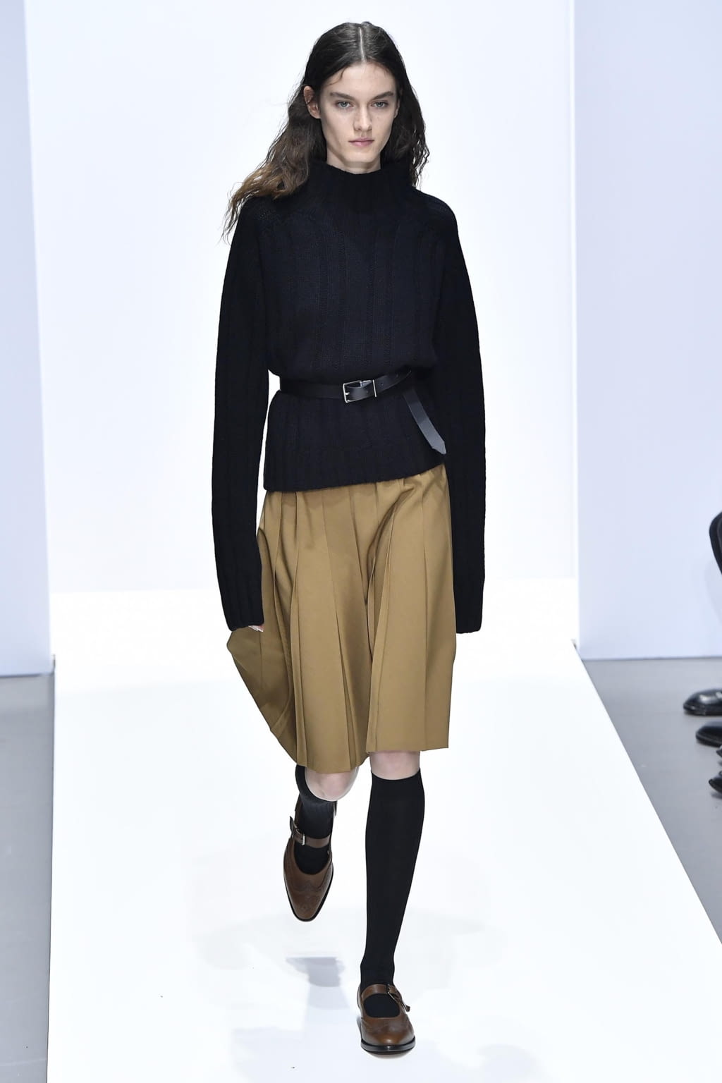 Fashion Week London Fall/Winter 2020 look 13 from the Margaret Howell collection womenswear