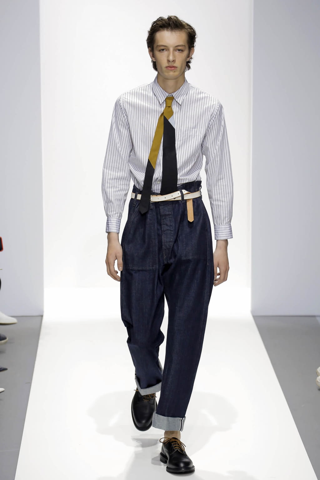 Fashion Week London Spring/Summer 2018 look 37 from the Margaret Howell collection womenswear