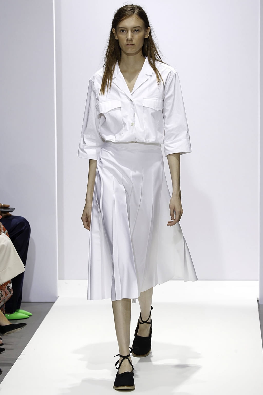 Fashion Week London Spring/Summer 2019 look 6 from the Margaret Howell collection womenswear