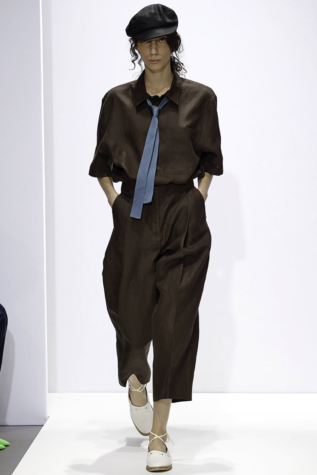 Fashion Week London Spring/Summer 2019 look 11 from the Margaret Howell collection 女装