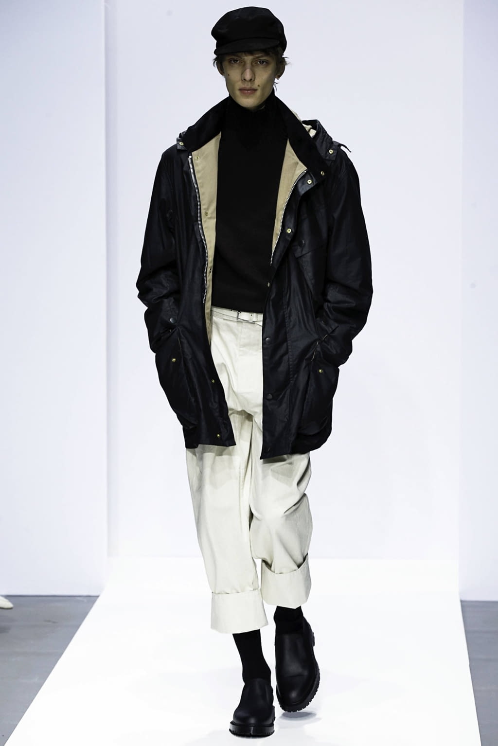 Fashion Week London Fall/Winter 2019 look 10 from the Margaret Howell collection 女装