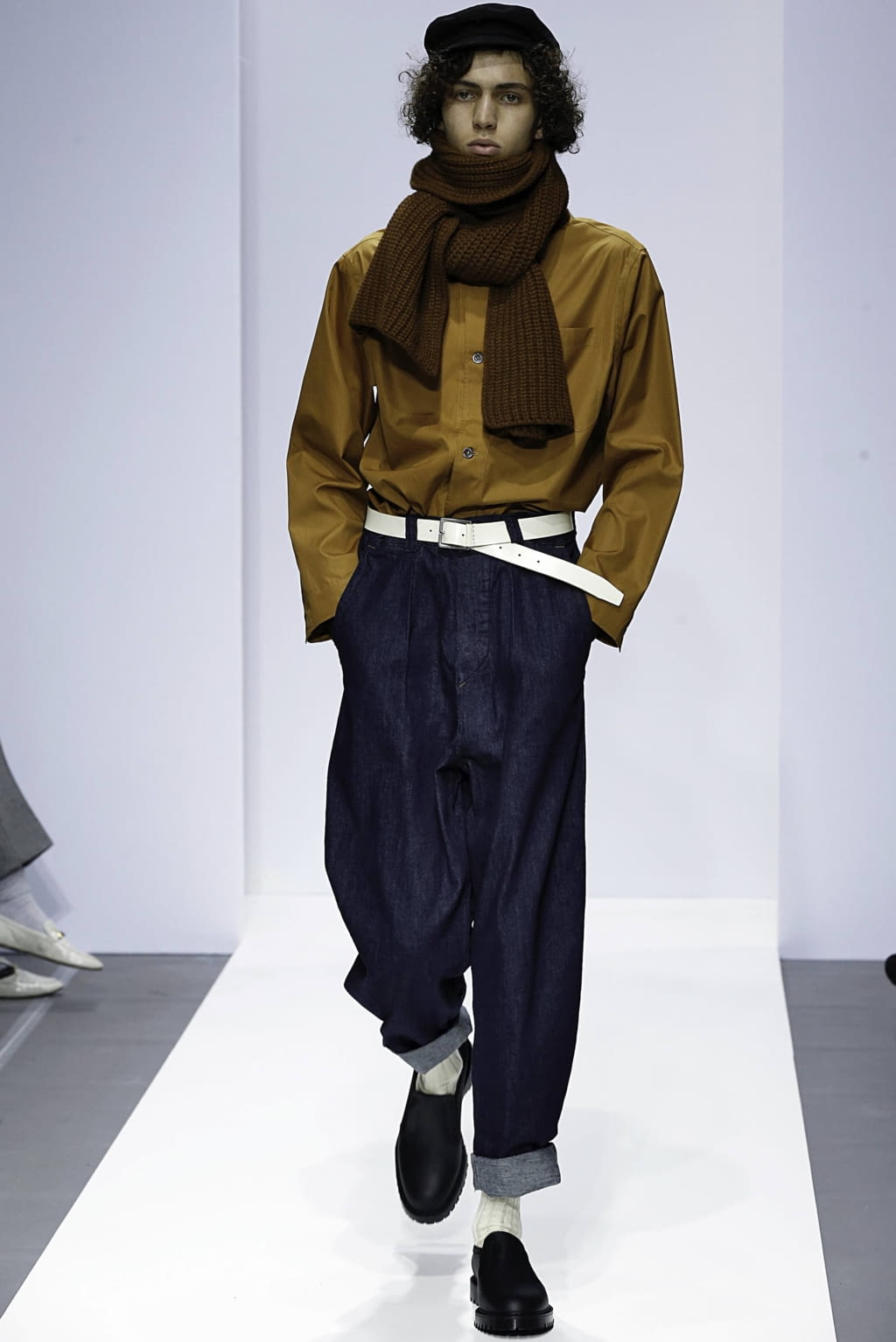 Fashion Week London Fall/Winter 2019 look 22 from the Margaret Howell collection 男装