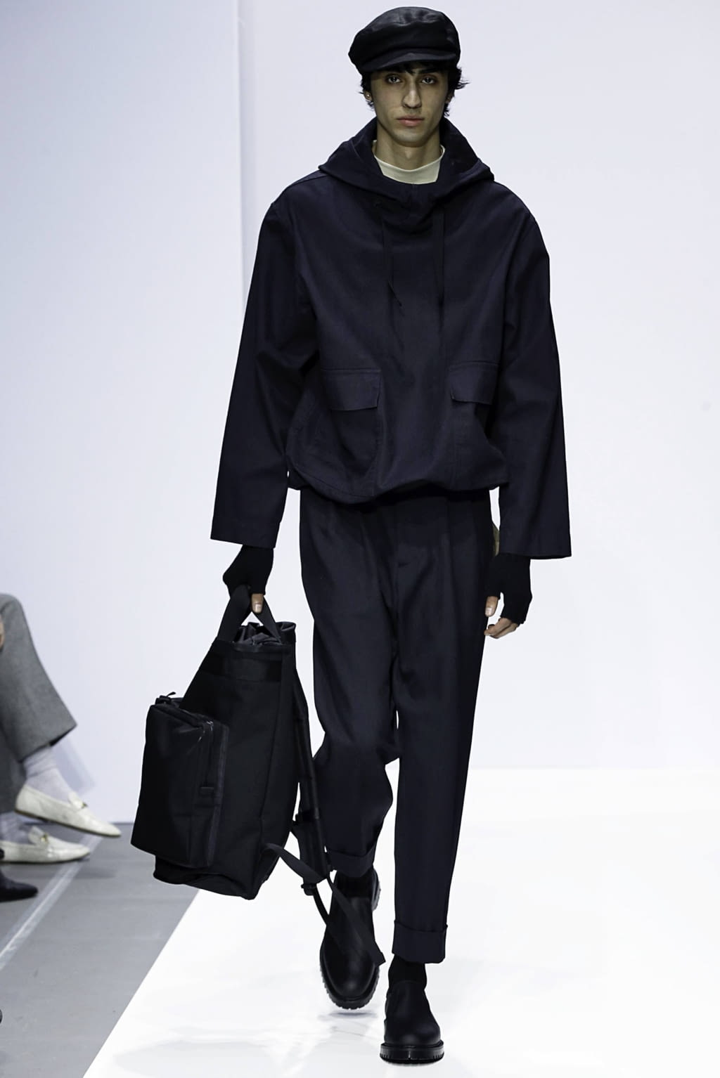 Fashion Week London Fall/Winter 2019 look 31 from the Margaret Howell collection 女装
