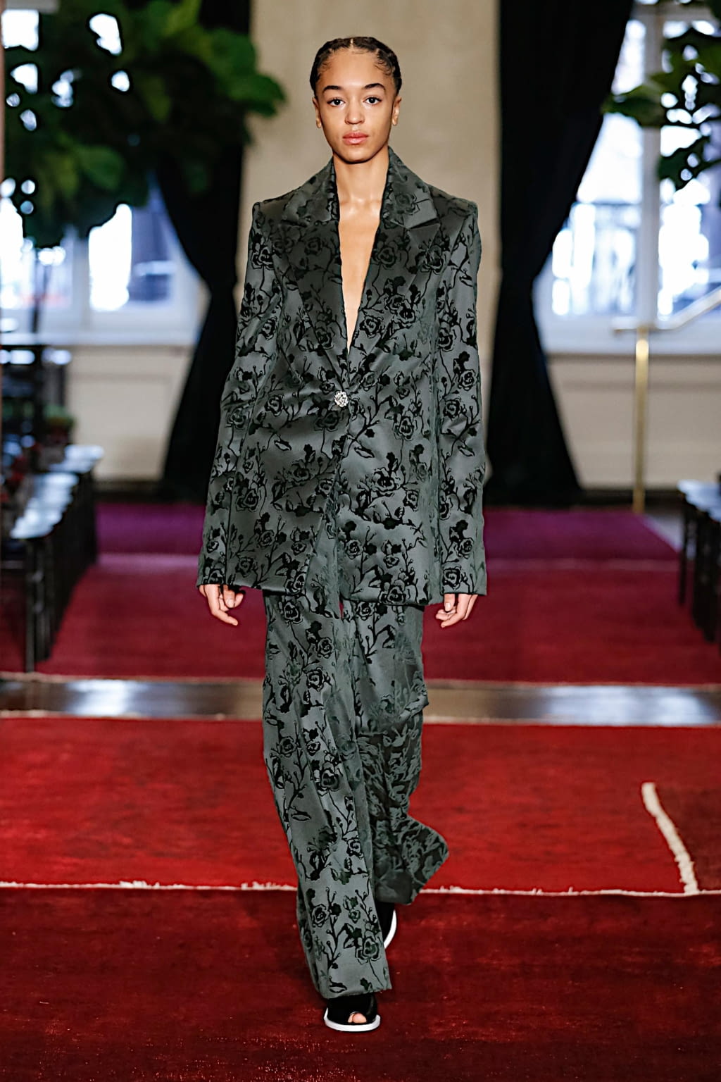 Fashion Week New York Fall/Winter 2020 look 6 de la collection Marina Moscone womenswear